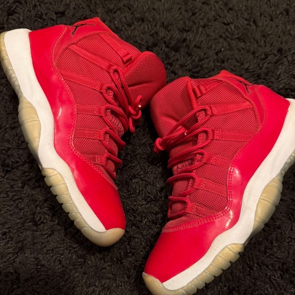 jordan 11 - Picture 1 of 2